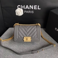 Recommended Chanel Le Boy Flap Shoulder Bag Original Calf leather A67085 Grey Gold Buckle