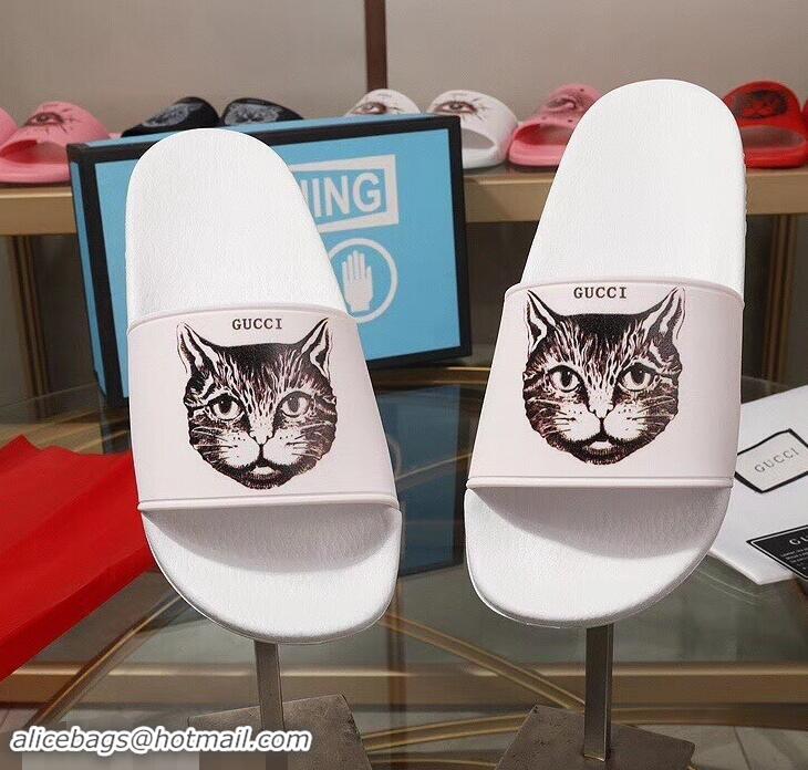 Imitation Bulk Replica Gucci Logo Slide Sandals Cat G96601 White 2019