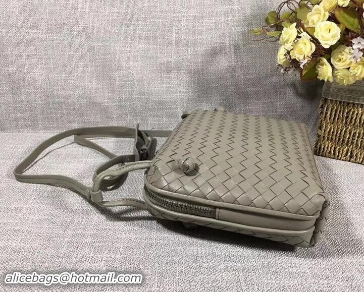 Good Quality Bottega Veneta Intrecciato Nappa Leather Nodini Cross-body Bag 612011 Light Gray 2019