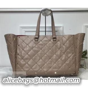 Shop Valentino Large Quilted Boomstud Top-handle Bag 601436 Nude