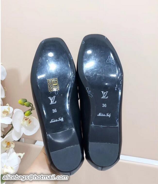 Inexpensive Louis Vuitton Upper Case Flat Loafer Chain 1A4XE7 Calf Leather Black 2019