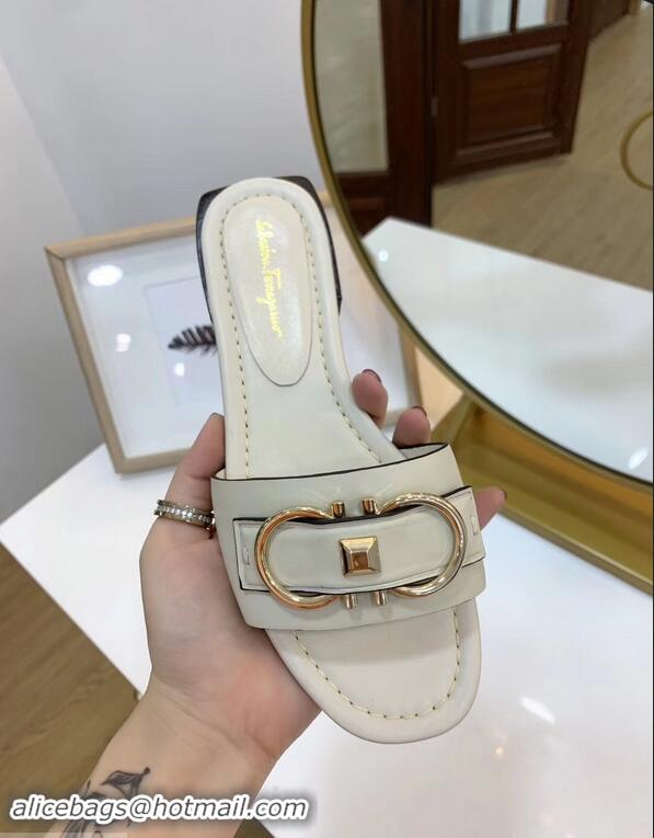 New Style Cheap Ferragamo Stud Gancini Slide Sandals F94905 Creamy 2019