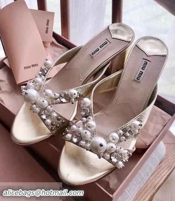 Top Design Miu Miu Laminated Leather Sandals with Pearls 60mm Heel Y8128 Pale Gold