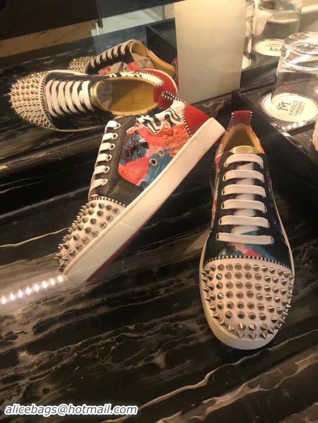 Cheap Luxury CHRISTIAN LOUBOUTIN Pik Boat glitter leather sneakers CL1047