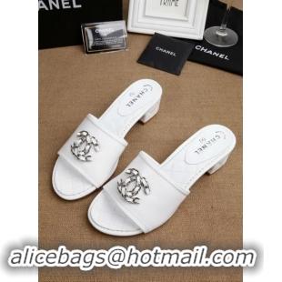 Grade Quality Chanel Slipper Leatehr CH1710 White