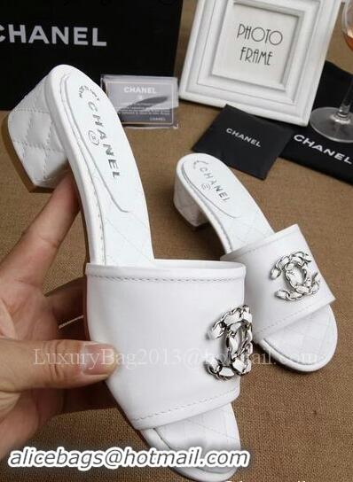 Grade Quality Chanel Slipper Leatehr CH1710 White