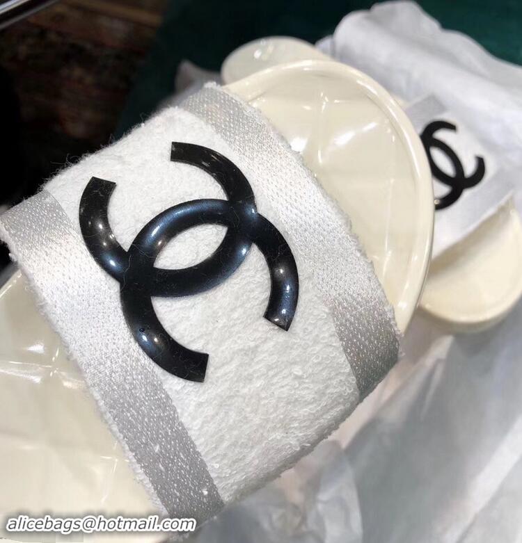 Discount Chanel CC Logo Transparent PVC Shower Shoes Mules Slipper Sandals G96411 Towel White 2019