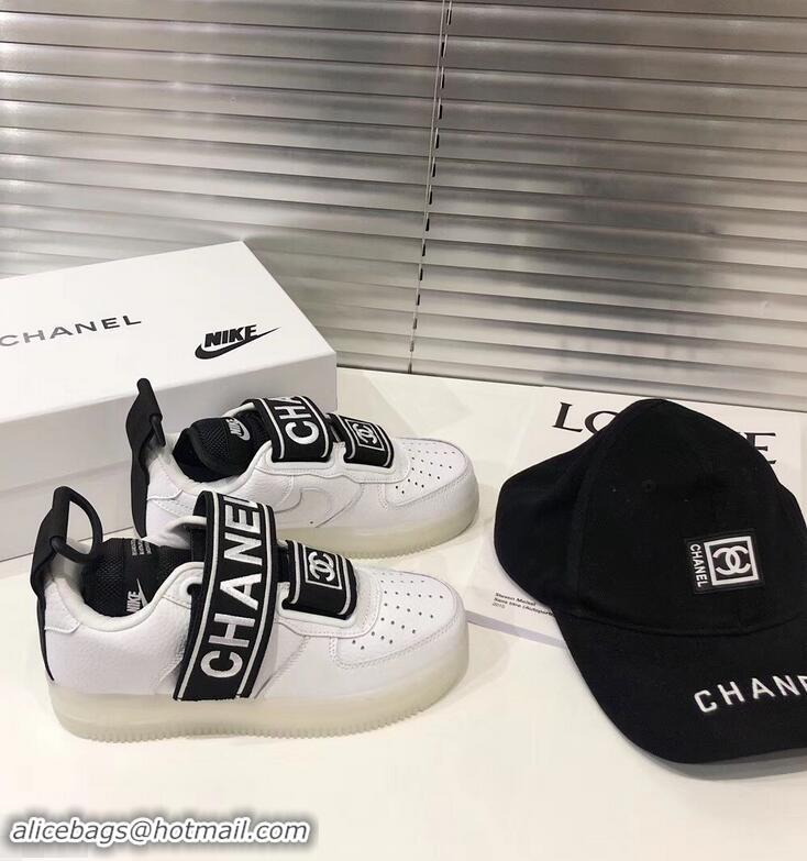 Discount Chanel x Nike Vintage Logo Sneakers G96418 White 2019