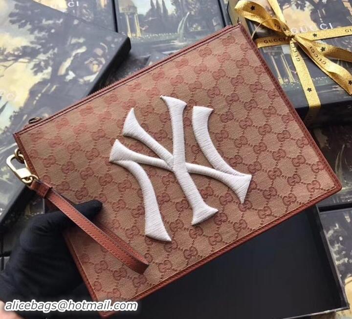 Best Quality Gucci Original GG pouch with NY Yankees patch 547796 apricot