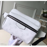 Practical Louis vuitton Outdoor Bumbag white in taiga leather M30247