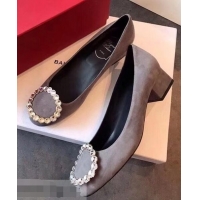 New Luxury Roger Vivier Suede Crystal Round Buckle Pumps R8314 Grey 2018