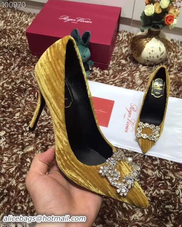 Low Price Roger Vivier Velvet 6.5cm Heel Pumps with Crystal Buckle R8822 Gold 2018