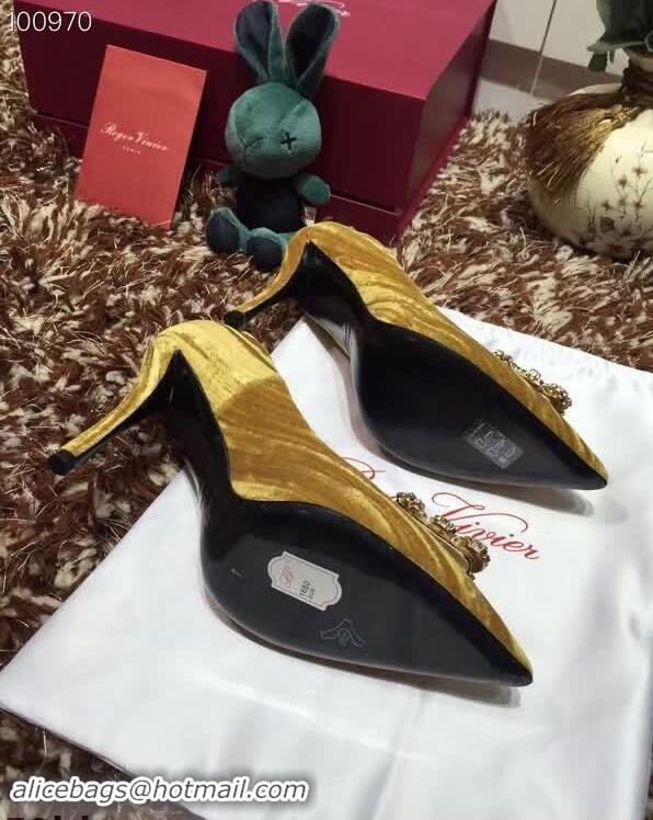 Low Price Roger Vivier Velvet 6.5cm Heel Pumps with Crystal Buckle R8822 Gold 2018