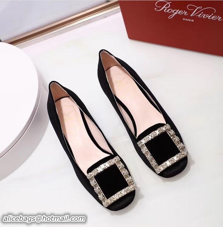 Imitation Roger Vivier Velvet Heel 4.5cm Très Vivier Strass Buckle Pumps R8601 Black 2018