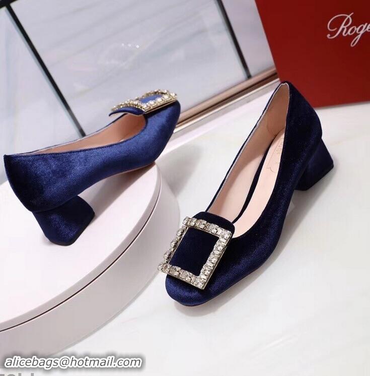 Luxurious Roger Vivier Velvet Heel 4.5cm Très Vivier Strass Buckle Pumps R8601 Blue 2018