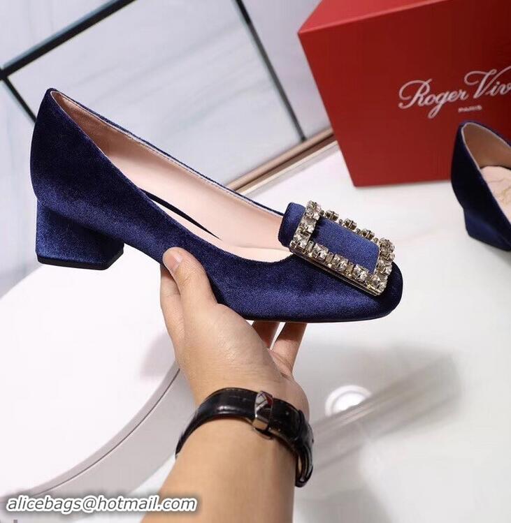 Luxurious Roger Vivier Velvet Heel 4.5cm Très Vivier Strass Buckle Pumps R8601 Blue 2018