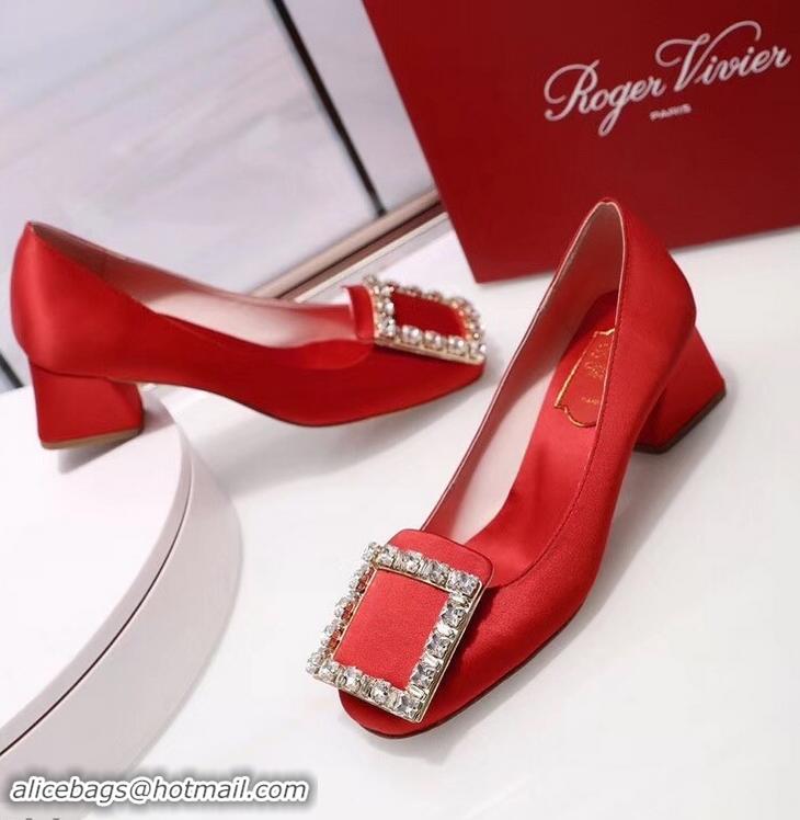 Discount Roger Vivier Velvet Heel 4.5cm Très Vivier Strass Buckle Pumps R8601 Red 2018