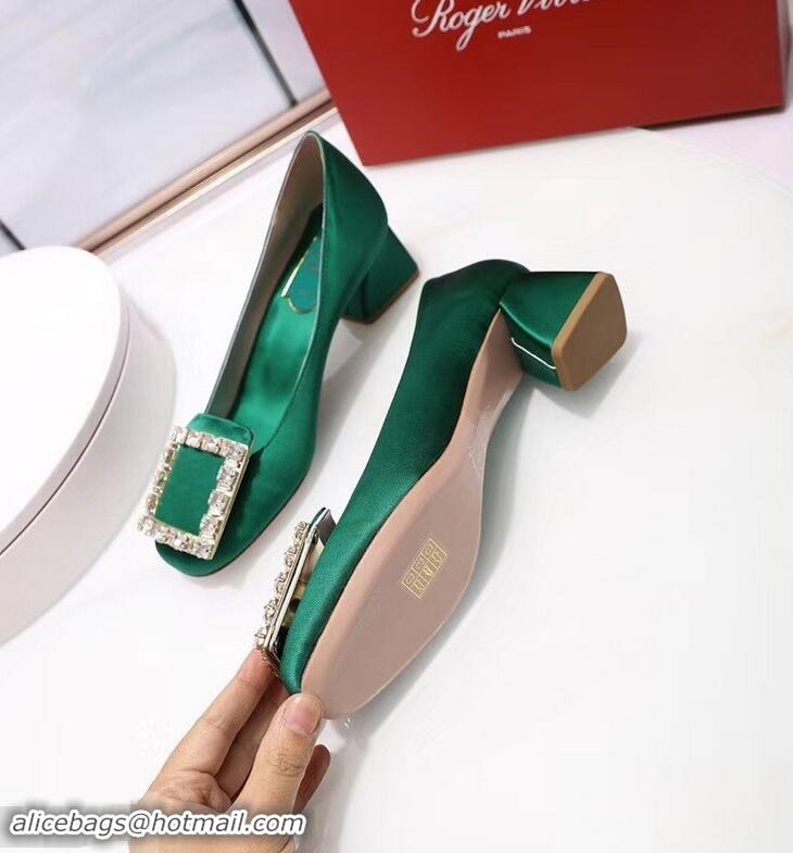 Low Cost Roger Vivier Velvet Heel 4.5cm Très Vivier Strass Buckle Pumps R8601 Green 2018