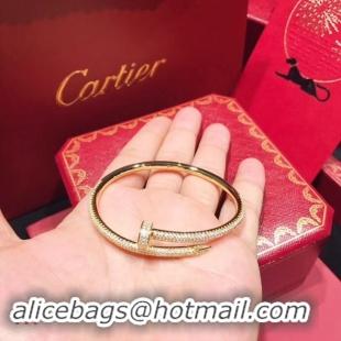 Classic Discount Cartier Bracelet CE2333 Gold