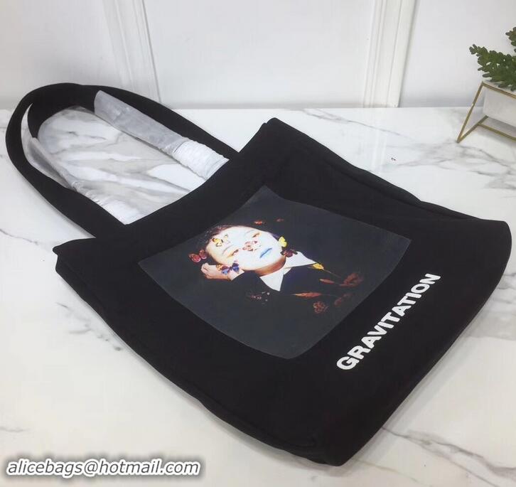 Fashion Valentino Canvas Shopper Tote Bag Gravitation Print in Collaboration with Izumi Miyazaki 181621 2019