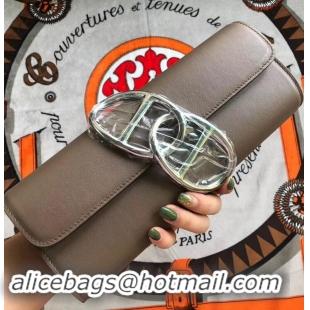 Sophisticated hermes egee clutch in original swift leathere etoupe with silver hardware H945103