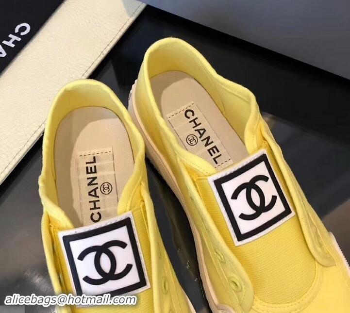 Top Quality Chanel Vintage CC Logo Sneakers S701012 Yellow 2019