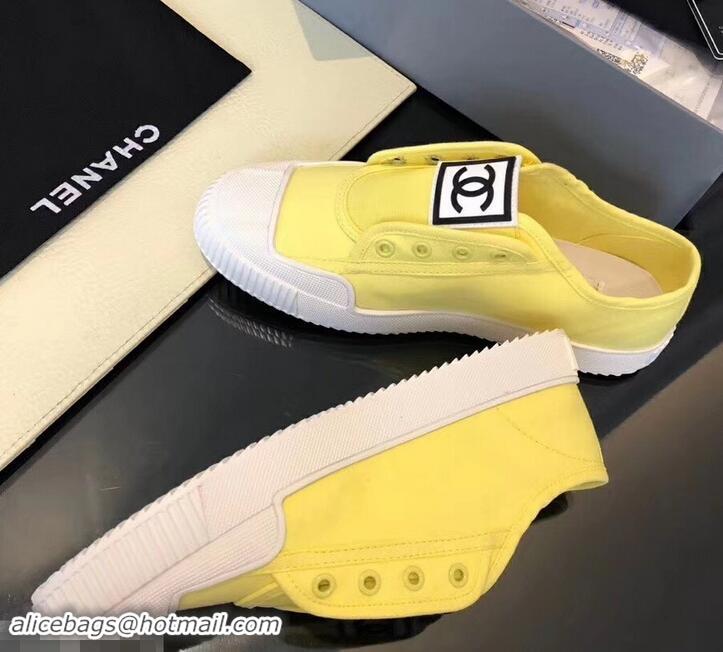 Top Quality Chanel Vintage CC Logo Sneakers S701012 Yellow 2019