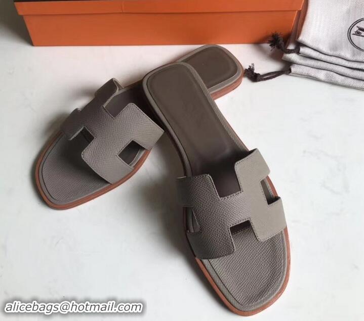 Affordable Price Hermes Oran Flat slippers in epsom leather H701020 elephant gray with brown piping