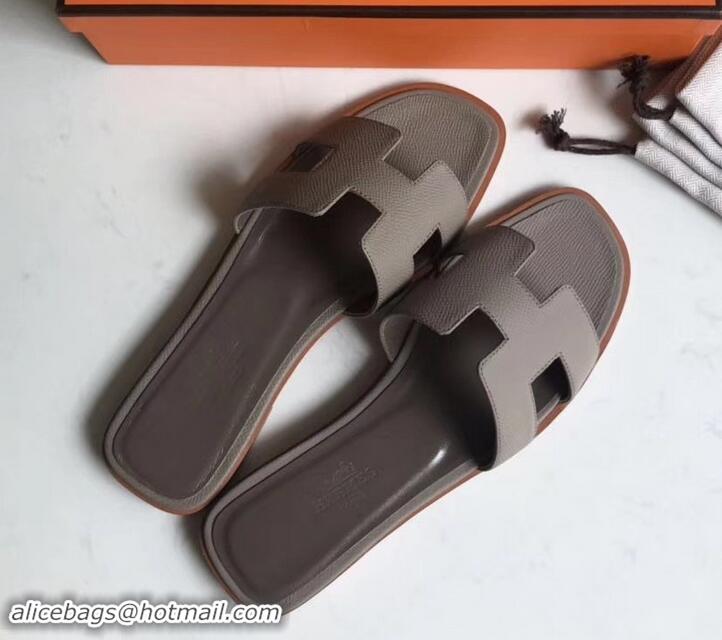 Affordable Price Hermes Oran Flat slippers in epsom leather H701020 elephant gray with brown piping