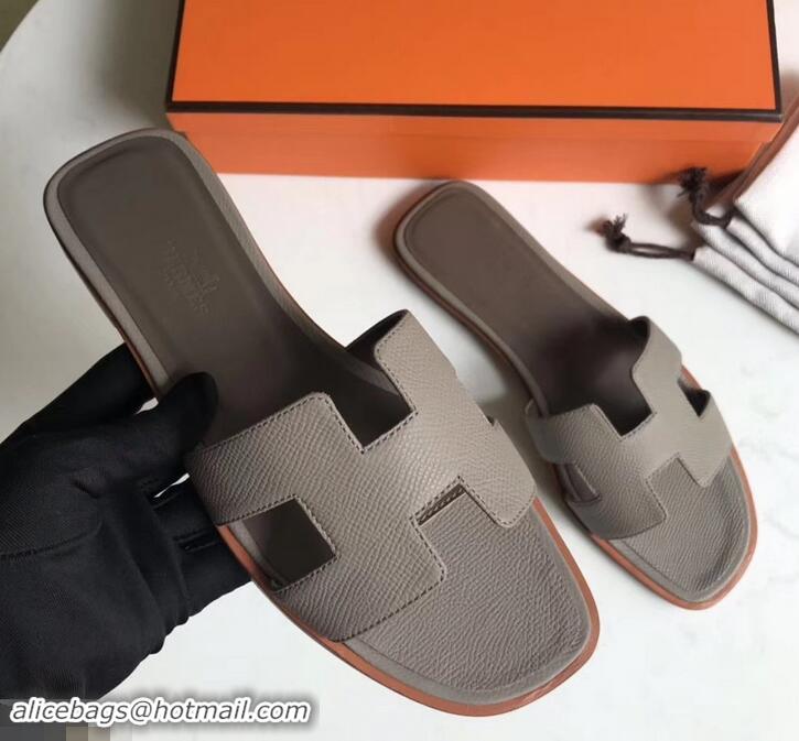 Affordable Price Hermes Oran Flat slippers in epsom leather H701020 elephant gray with brown piping