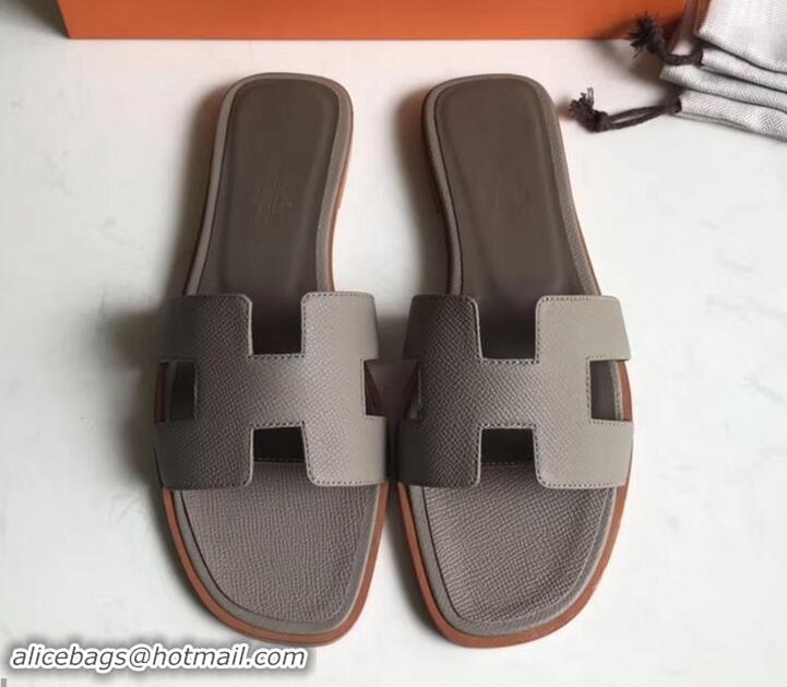 Affordable Price Hermes Oran Flat slippers in epsom leather H701020 elephant gray with brown piping