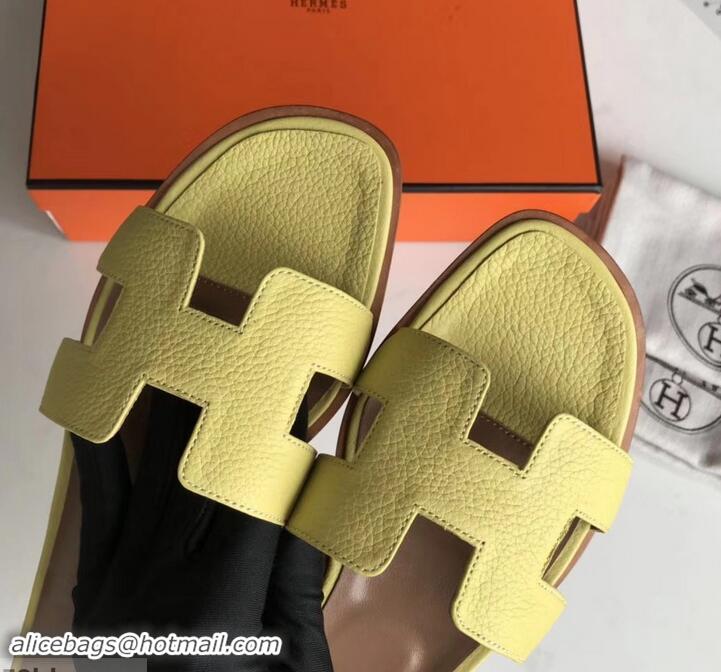 Classic Hermes Oran Flat Slipper Sandals in Togo Leather H701030 Light Yellow/Coffee