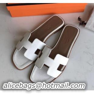 Classic Hermes Oran Flat Slipper Sandals in Togo Leather H701030 White