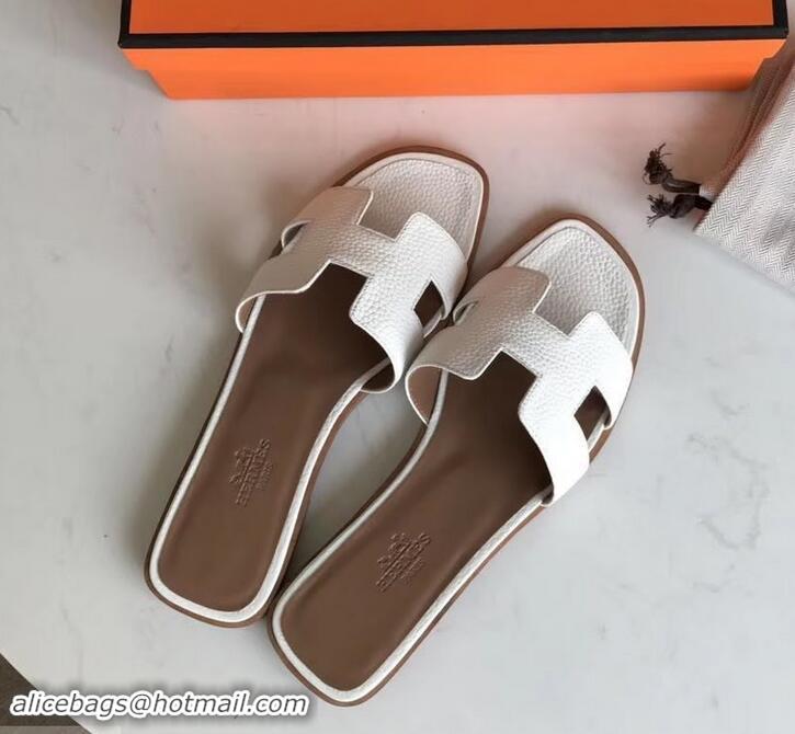 Classic Hermes Oran Flat Slipper Sandals in Togo Leather H701030 White