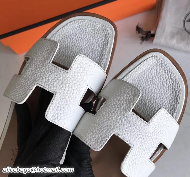 Classic Hermes Oran Flat Slipper Sandals in Togo Leather H701030 White