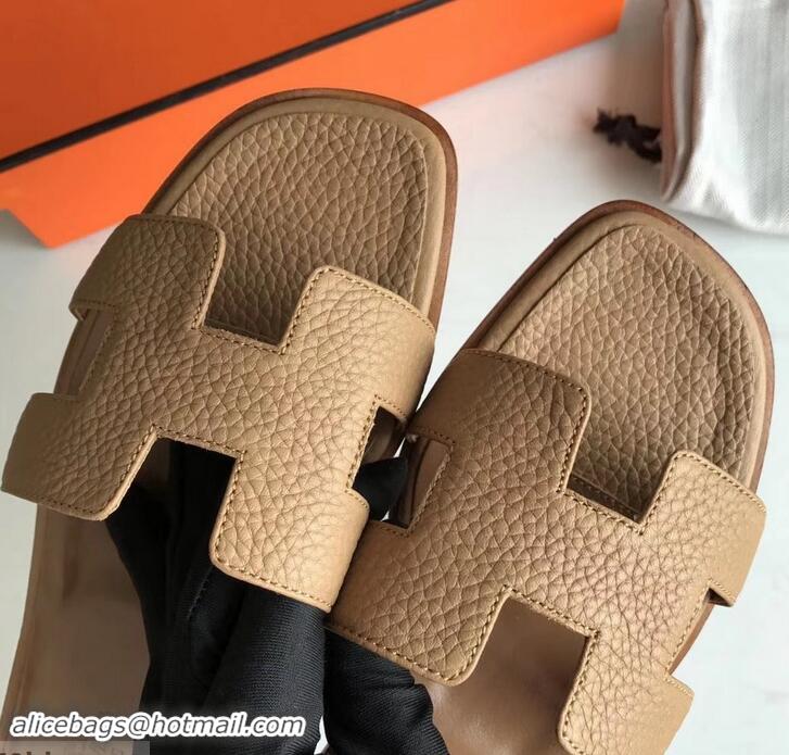 Stylish Hermes Oran Flat Slipper Sandals in Togo Leather H701030 Camel