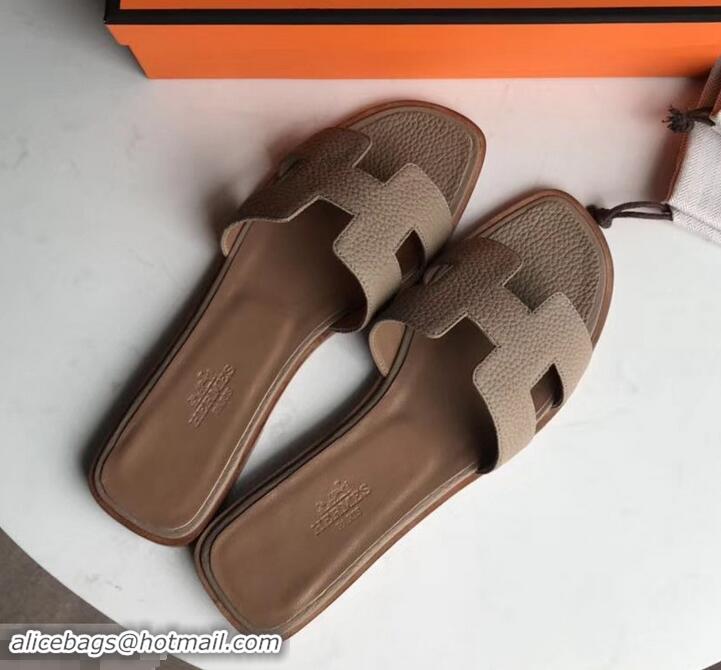 Discount Design Hermes Oran Flat Slipper Sandals in Togo Leather H701030 Light Camel/Brown