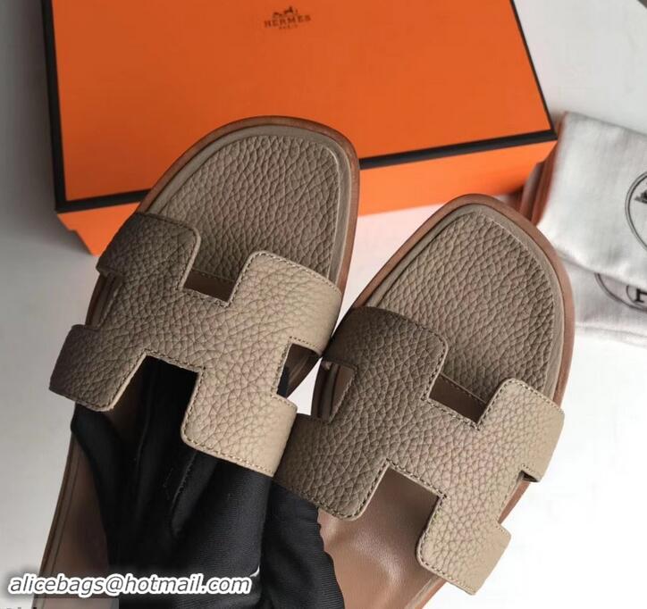 Discount Design Hermes Oran Flat Slipper Sandals in Togo Leather H701030 Light Camel/Brown