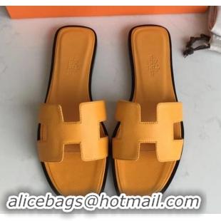 1:1 aaaaa Hermes Oran Flat slippers in epsom leather yellow with black piping H701048