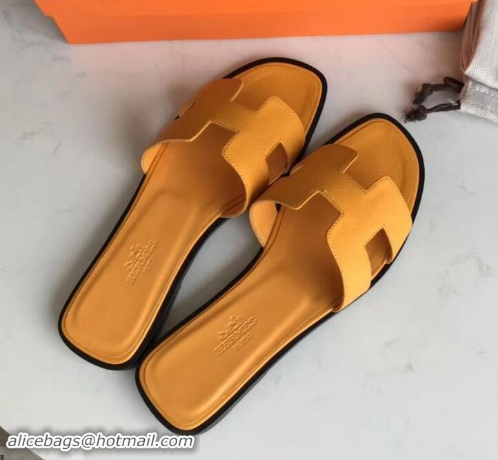 1:1 aaaaa Hermes Oran Flat slippers in epsom leather yellow with black piping H701048