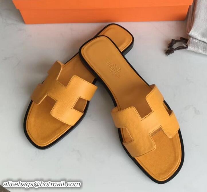 1:1 aaaaa Hermes Oran Flat slippers in epsom leather yellow with black piping H701048