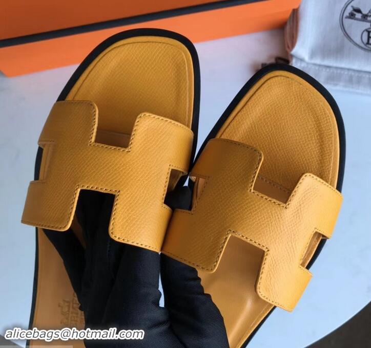 1:1 aaaaa Hermes Oran Flat slippers in epsom leather yellow with black piping H701048