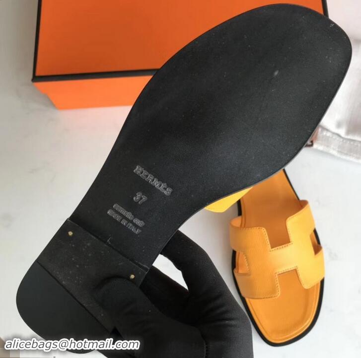 1:1 aaaaa Hermes Oran Flat slippers in epsom leather yellow with black piping H701048