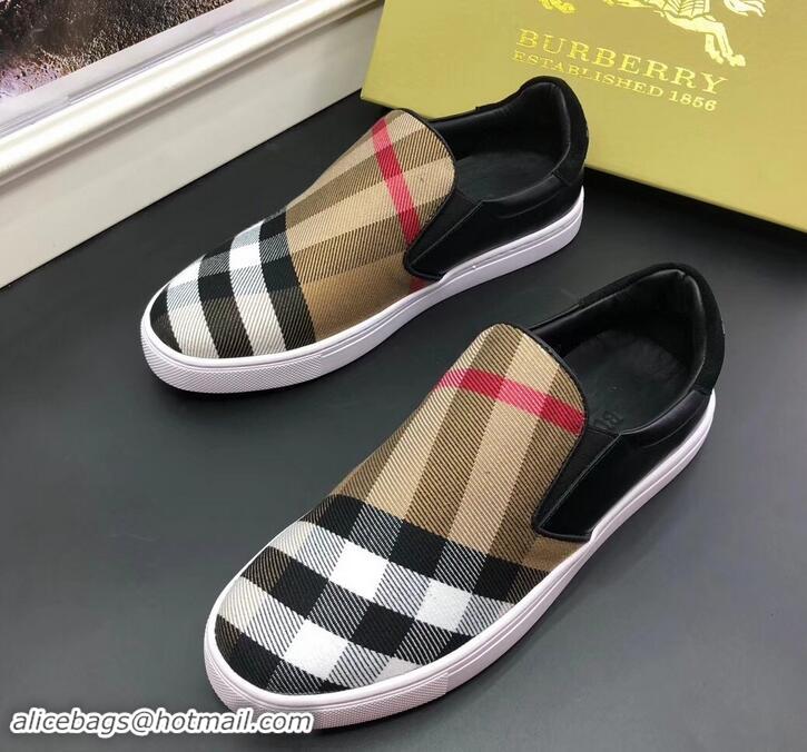 New Style Burberry Vintage Check Men's Slip-on Sneakers 525752 Beige