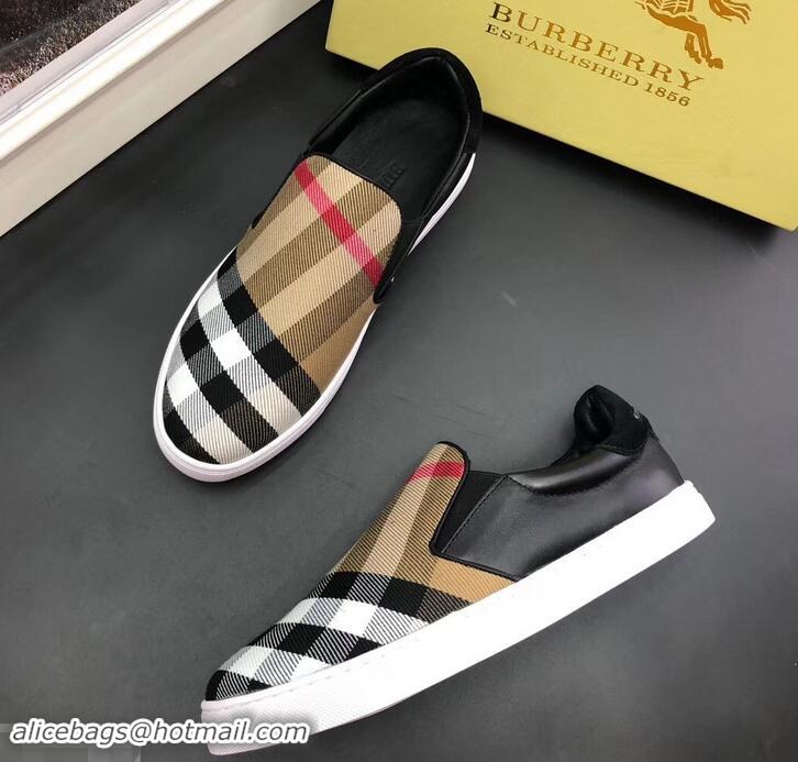 New Style Burberry Vintage Check Men's Slip-on Sneakers 525752 Beige