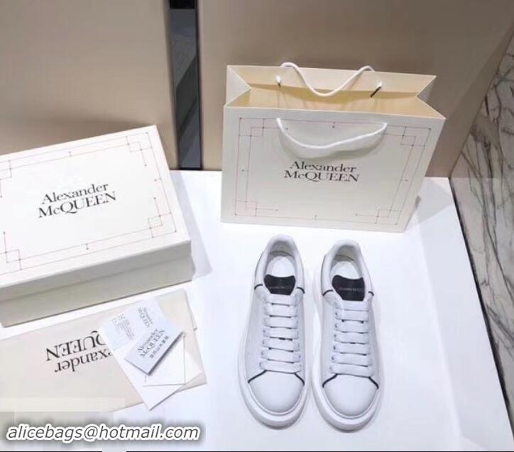 Good Taste Alexander McQueen Oversized Sneakers A716011 White/Black 2019