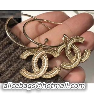 Good Looking Chanel Earrings J717439