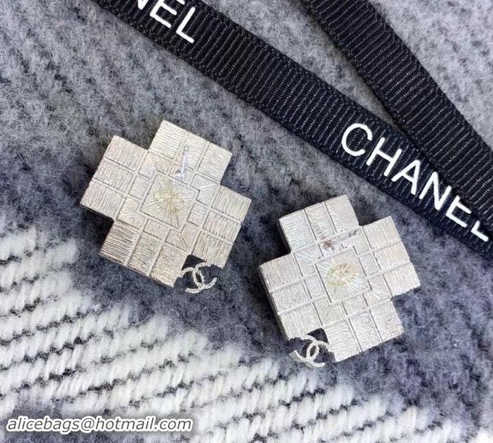 Charming Chanel Earrings J719044 2019