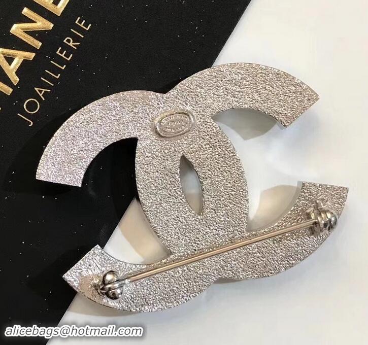 New Style Chanel Brooch J720014