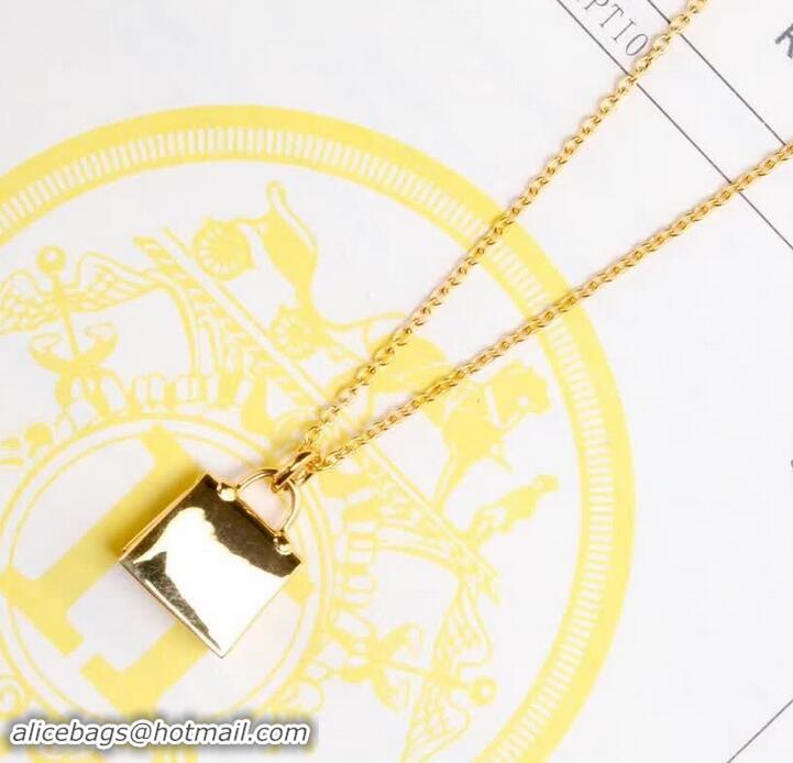 Charming Hermes Kelly Bag Pendant Necklace 721123 Gold